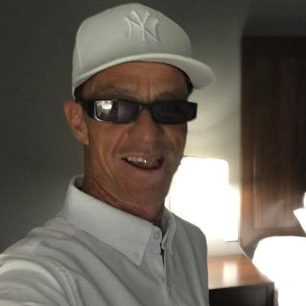 Meet your Posher, Sidney